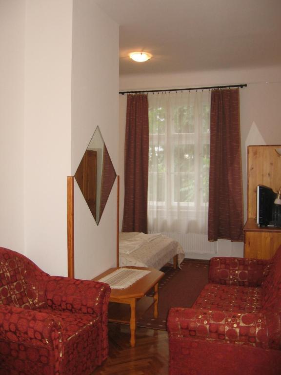 Mater Salvatoris House Hotel Godollo Ruang foto