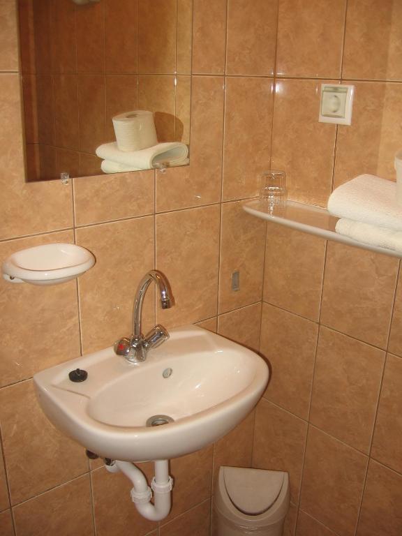 Mater Salvatoris House Hotel Godollo Ruang foto
